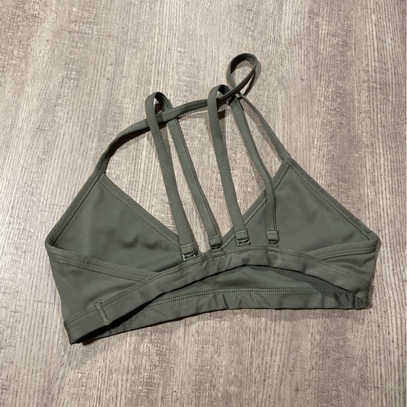 Gymshark Minimal SportsBra - Olive Green - Picture 2 of 2